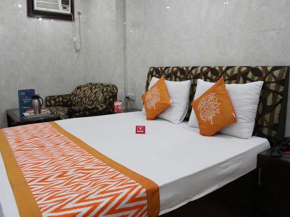 Oyo 2705 Hotel Preet Palace New Delhi Ngoại thất bức ảnh