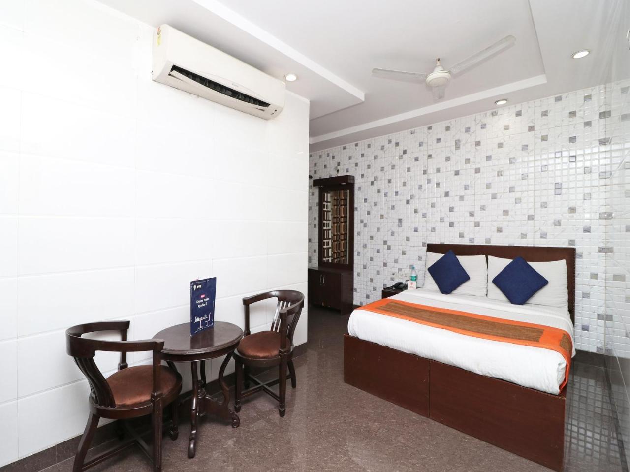 Oyo 2705 Hotel Preet Palace New Delhi Ngoại thất bức ảnh