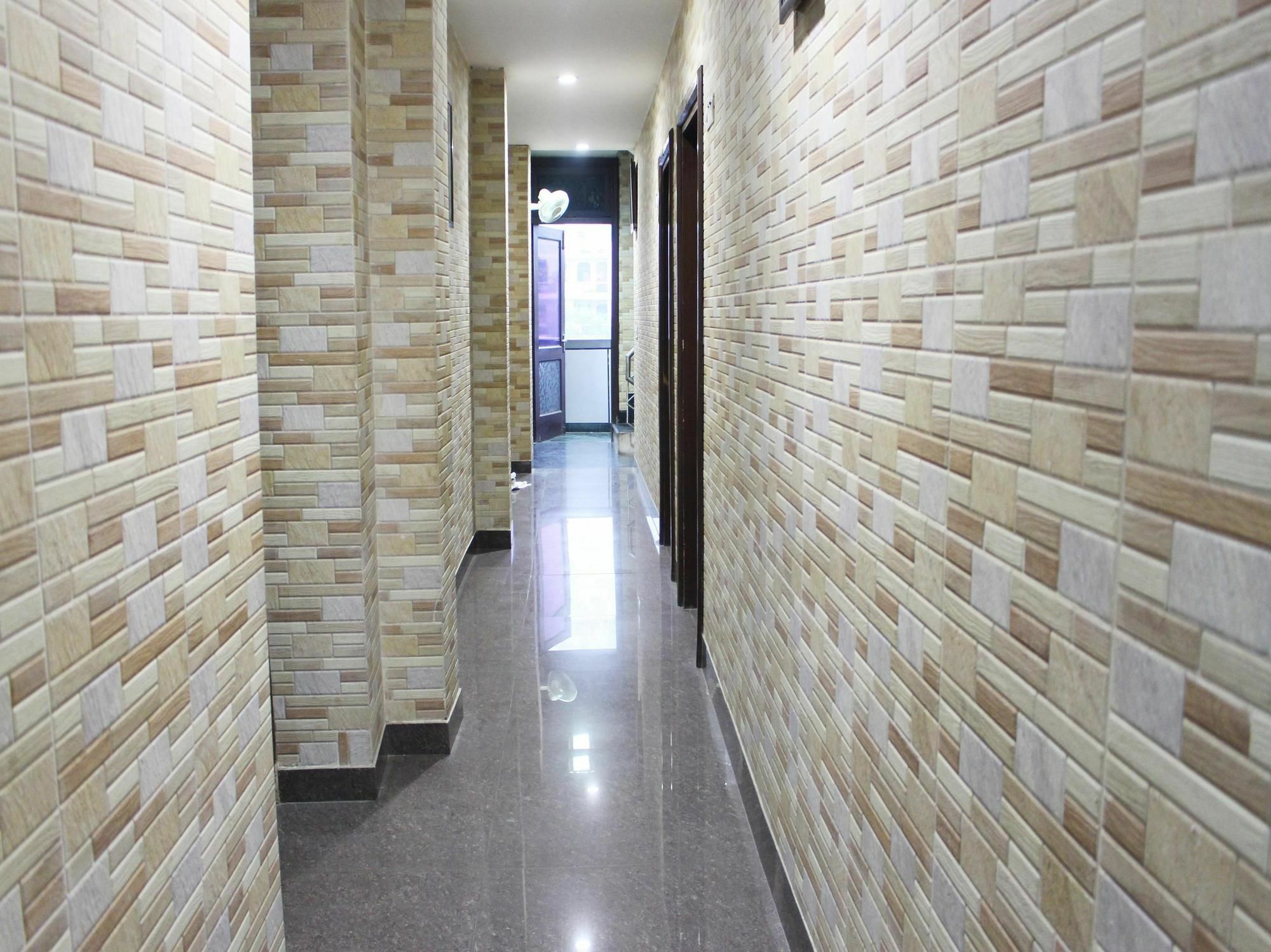 Oyo 2705 Hotel Preet Palace New Delhi Ngoại thất bức ảnh